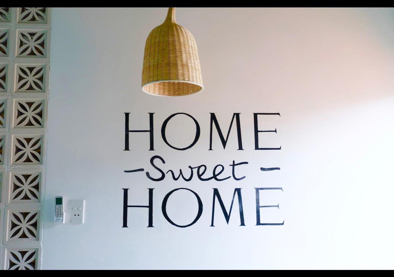 6 Bedroom House - Best Location - 5Mins My Khe Beach Дананг Екстер'єр фото