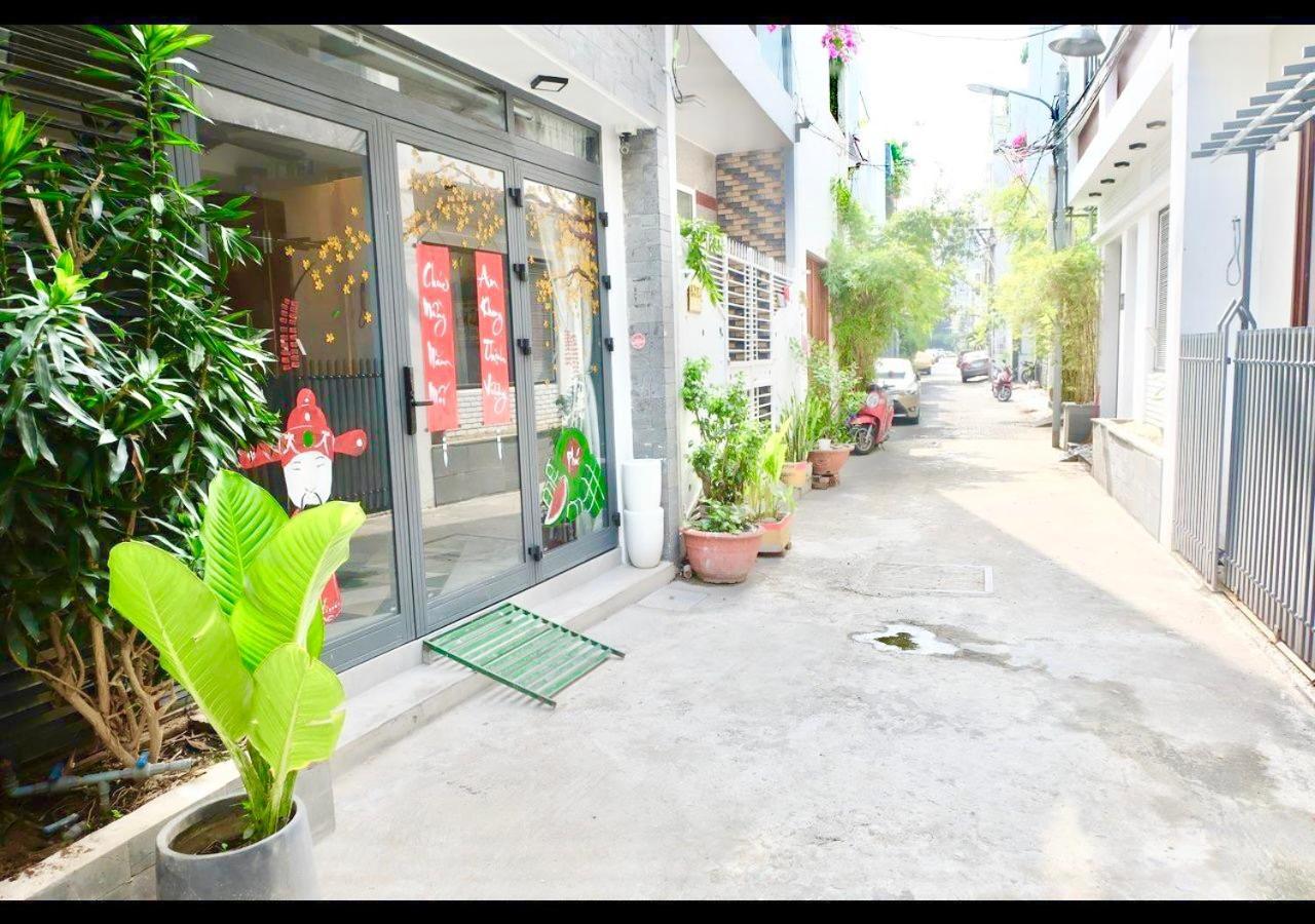 6 Bedroom House - Best Location - 5Mins My Khe Beach Дананг Екстер'єр фото
