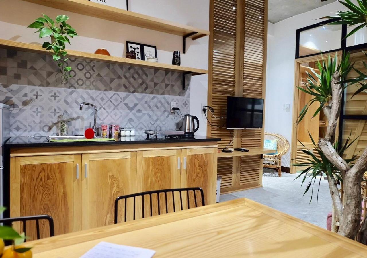 6 Bedroom House - Best Location - 5Mins My Khe Beach Дананг Екстер'єр фото